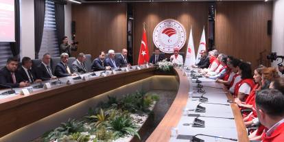 Her bir kan bağışına karşılık 3 fidan