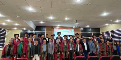Sivas'ta Mezuniyet Coşkusu Sürüyor