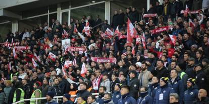 Sivas'ta Futbolun Sessiz Çığlığı! Tribünler Boş Kaldı