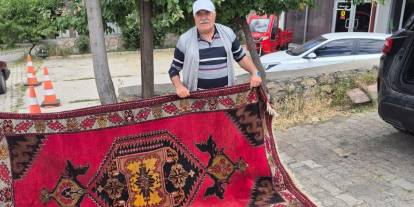 Sivas'ta Duvarı Delerek Halı Çalan Hırsız Yakalandı