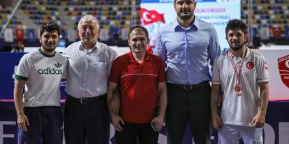 Sivaslı Güreşçi Karavuş’tan Dünya Arenasına Bronz Yolu