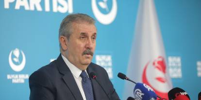 Destici’den Mizah Dergisine Sert Tepki