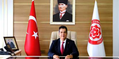 SCÜ Rektörü Şengönül: Milli Ruhu Canlı Tutacağız