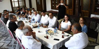 Sivas’ta 42 Yılın Ardından Yemekli Veda