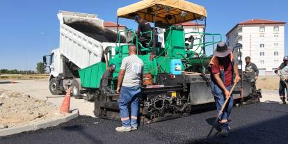 Sivas’a 25 Ton Asfalt Serilecek