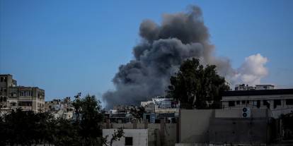 İsrail, Gazze'de ateşkesi yeni saldırılarla bir kez daha ihlal etti