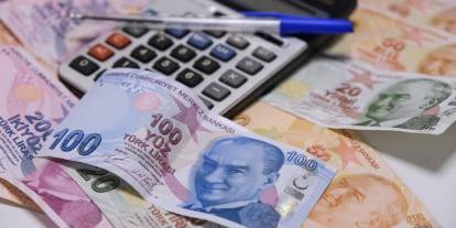 Yaşlı aylığı ve engelli aylıkları hesaplara yatırmaya başladı