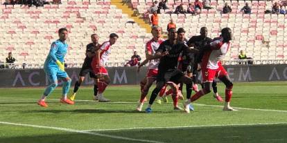 Sivas'ta İlk Yarı 1-1 Sona Erdi