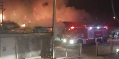 Sivas’ta köydeki ahır yangını korku dolu anlar yaşattı