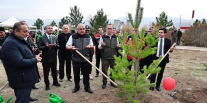 Sivas'ta yeşil vatana nefes