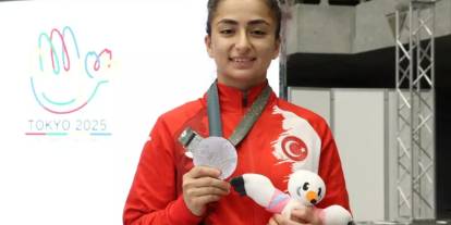 Tokyo’da tarihi başarı: Buse Tıraş bronz madalya kazandı
