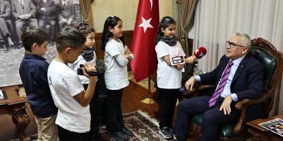Tomurcuk TV Öğrencileri Vali Şimşek’le Bir Araya Geldi