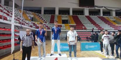 Genç sporculardan nefes kesen mücadele