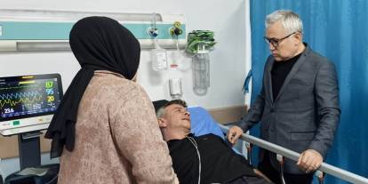 Sivas Valisinden yaralılara geçmiş olsun ziyareti