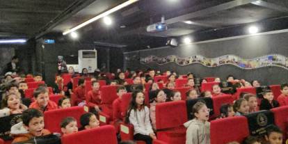 Sivas’ta miniklere beyaz perde keyfi