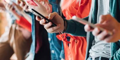 Sivaslı Öğrenciler İçin Büyük Fırsat: ÖTV’siz Telefon Düzenlemesi TBMM’de