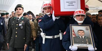 Kazada hayatını kaybeden üsteğmen toprağa verildi