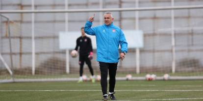 “Sivasspor’da alarm verildi: ‘Kazanmak zorundayız!