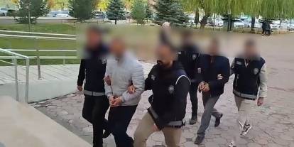 Göçmen Kaçakçılarına Sivas’ta Büyük Baskın