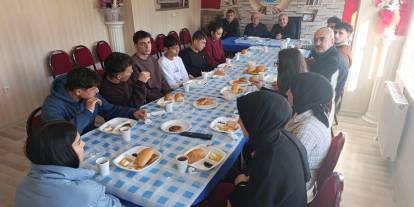 Havuz Köyü Derneğinden Öğrencilere Destek