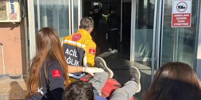 Çit üzerinden atlayan öğrenciye demir saplandı, acil müdahale yapıldı