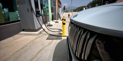 Trafiğe kayıtlı elektrikli otomobil sayısı 350 bine yaklaştı