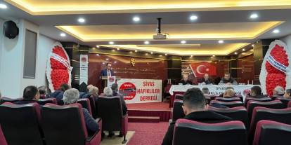 Sivas’ta Hafikliler yeniden Hamdi Dilmen dedi