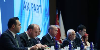 AK Parti'de MKYK toplandı