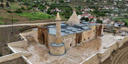 Divriği Ulu Cami Halılarını Dokuyan Demirci’de Müze Hamlesi