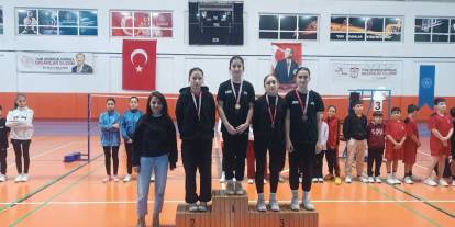 Sivas’ta Badmintonun yıldızları belli oldu