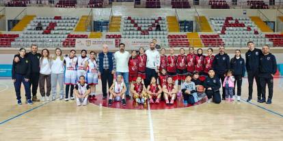 U-18 kızlarda şampiyon belli oldu: Sivas Yıldızları zirvede