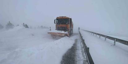 Sivas’ta 850 köy yolunda ulaşım sağlanamıyor