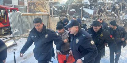 Sivas'ta müstakil evde yangın, 1 ağır yaralı