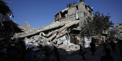 İsrail ateşkese rağmen Gazze'de saldırılarını sürdürüyor