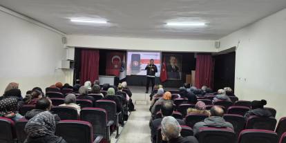 Sivas'ta "En İyi Narkotik Polisi Anne Projesi" anlatıldı