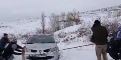 Sivas’ta Tipiye Yakalanan Sürücülerin İmdadına Köylüler Yetişti