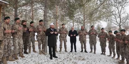 Sivas’ta PÖH’ler dualarla sınır ötesine uğurlandı