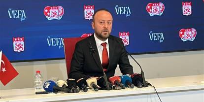 Sivasspor Başkanı Özçoban: Manaj ve Fajr ile görüştüm