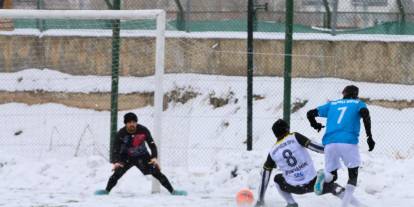 Sivas’ta Amatör Liglere Kar Tatili