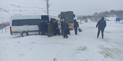 Sivas’ta kar nedeniyle mahsur kalan 810 kişi tahliye edildi