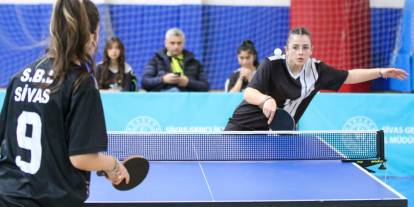 Sivas, genç masa tenisçilerini ağırlıyor