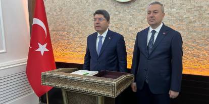 Bakan Tunç, Sivas Belediyesi'ni ziyaret etti