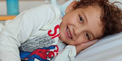 Lösemiyle savaşan Minik Utku umut dağıtıyor