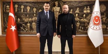 Sivasspor Başkanı Özçoban, Salih Ayhan ile görüştü