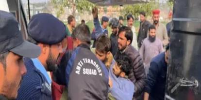 Cuma namazı kana bulandı! Çok sayıda ölü ve yaralı var