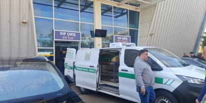 Otomobil ile TIR çarpıştı: 2 ölü, 3 yaralı