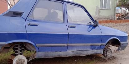 Pes dedirten hırsızlık! Gece saatlerinde 4 teker birden gitti