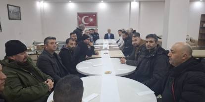 Sivas'ta işten çıkarılan maden işçilerini dinledi