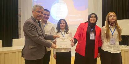 Sivas’ta İngilizce münazara heyecanı