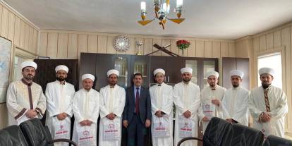 Sivas'ta din görevlileri cübbelerini giydi